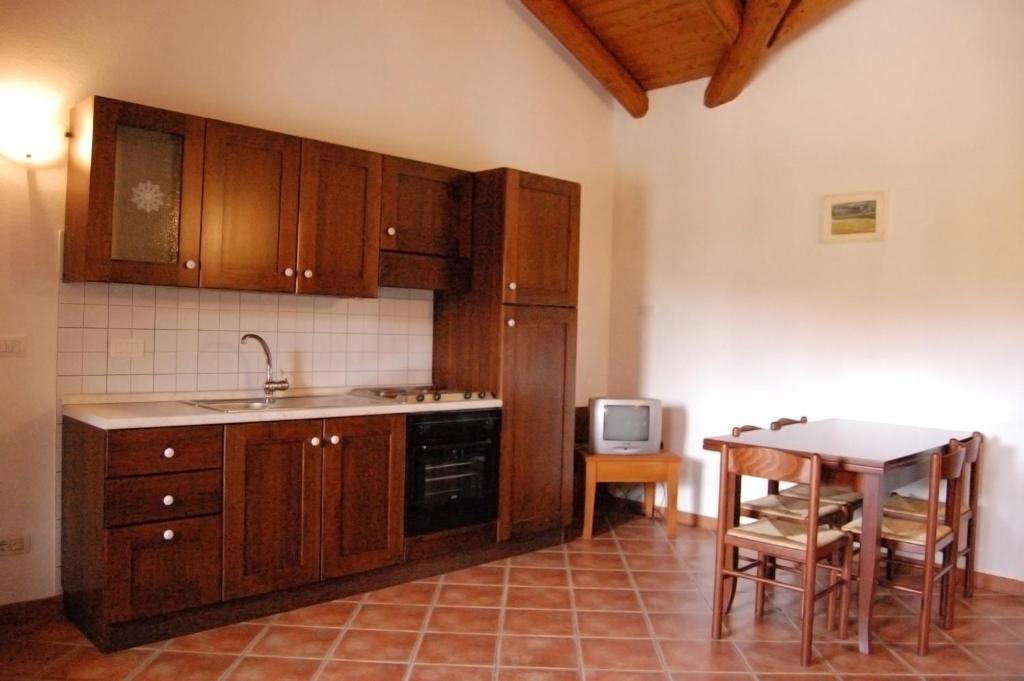 Agriturismo 'D Raine Montelupo Albese Cameră foto