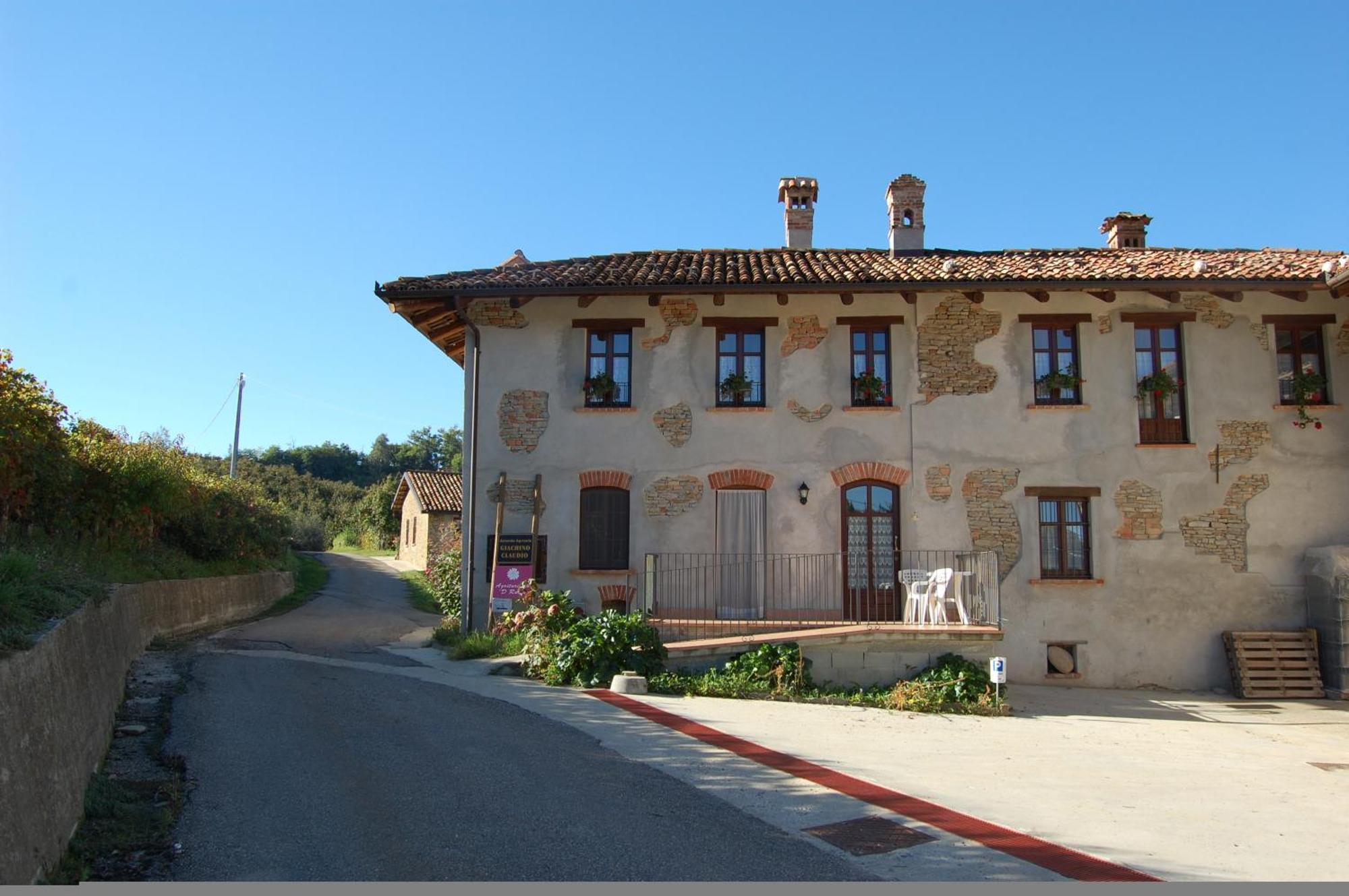 Agriturismo 'D Raine Villa Montelupo Albese Exterior foto